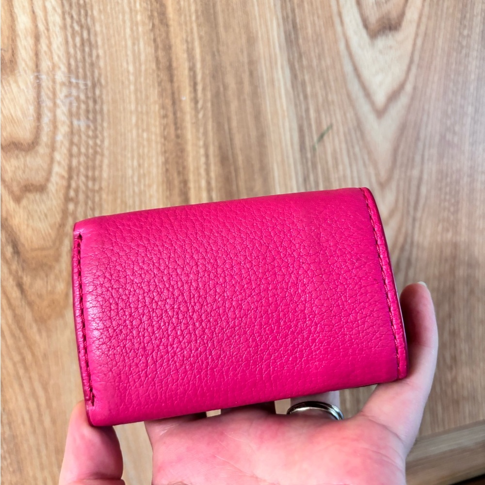 Marc Jacob’s pink leather mini compact wallet - Picture 12 of 13